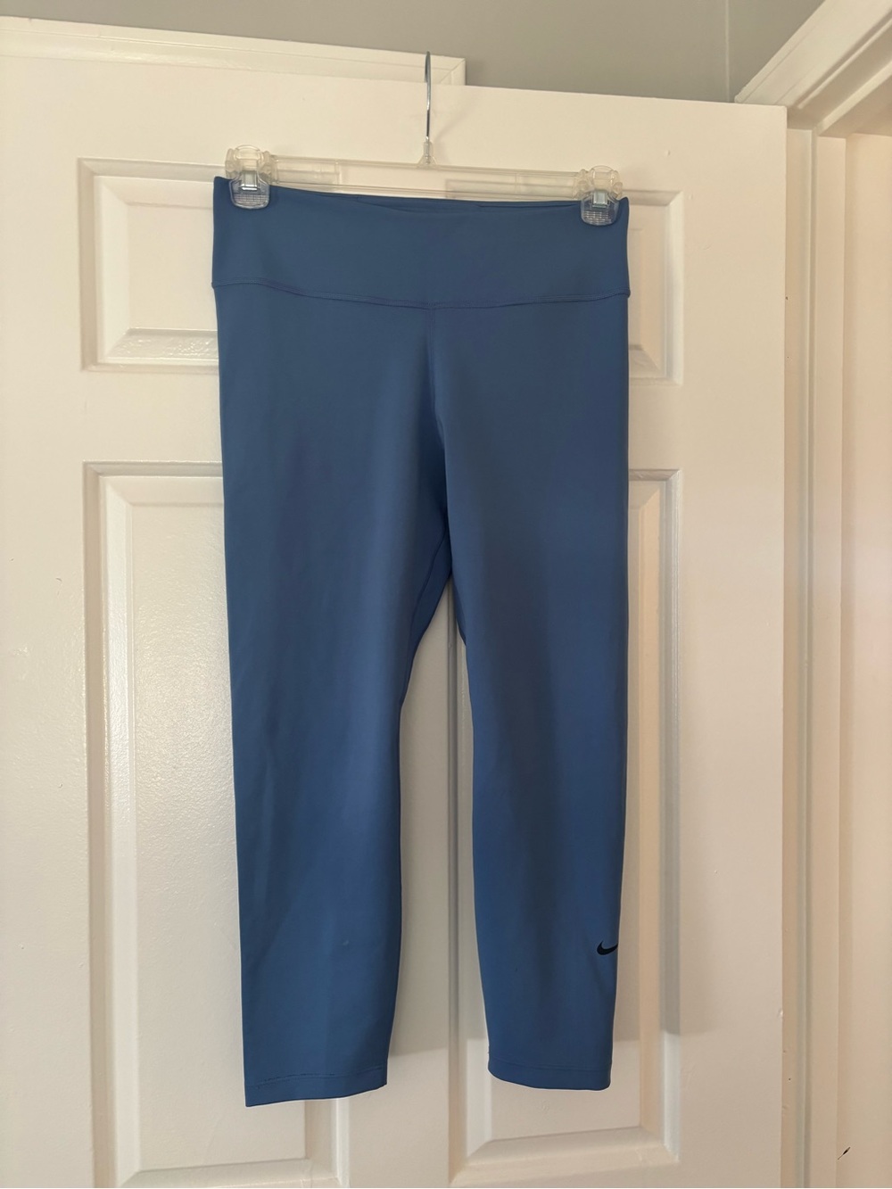 Nike Dri-FIT Cropped Leggings | Blue | Size Large - Like New - Picture 2 of 6